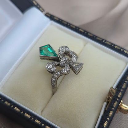 Belle Epoque Emerald and Diamond Fleur de Lis Ring