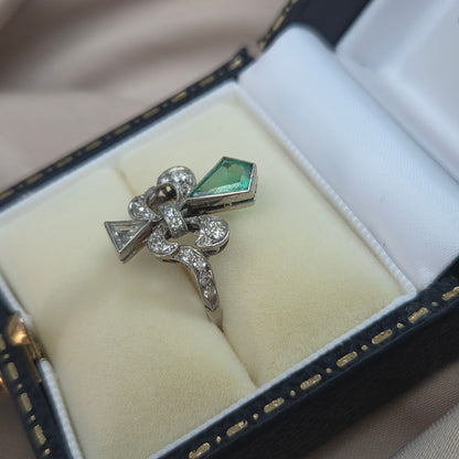 Belle Epoque Emerald and Diamond Fleur de Lis Ring