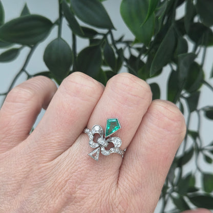 Belle Epoque Emerald and Diamond Fleur de Lis Ring