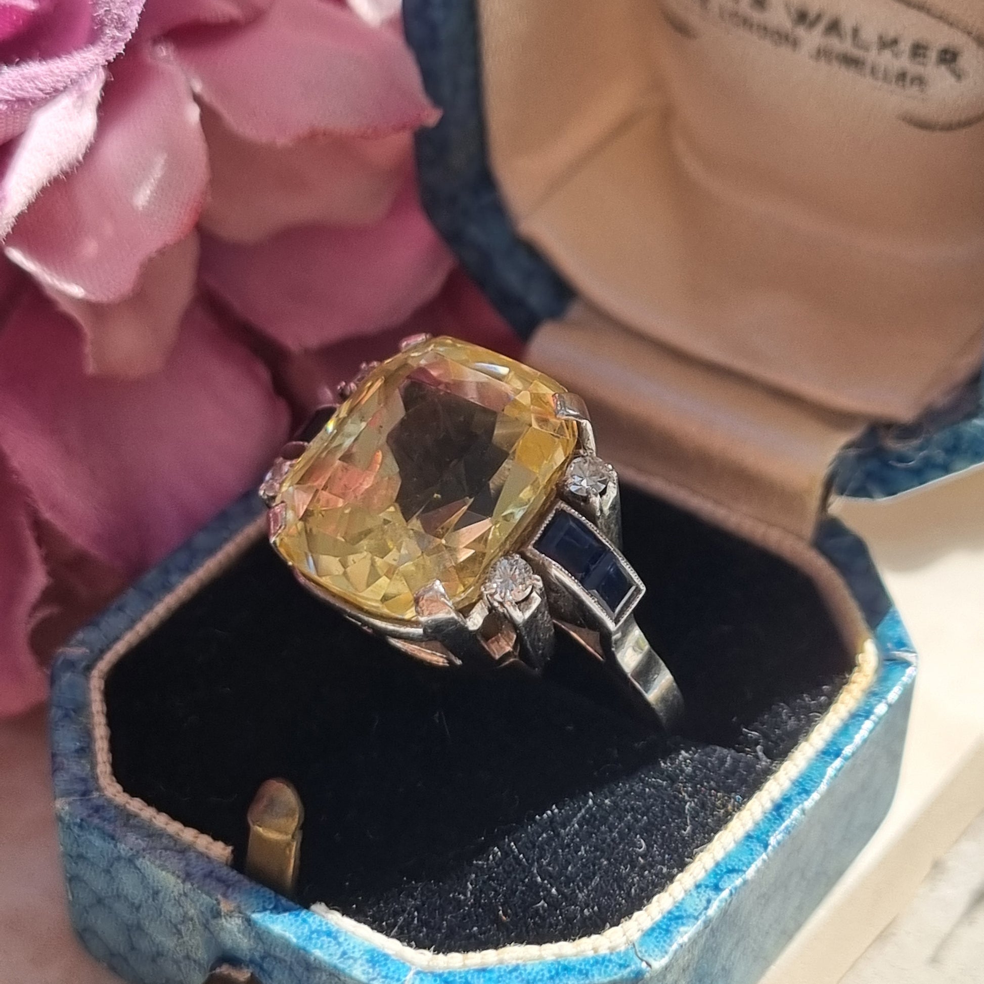 Vintage 1940s Retro 16ct Yellow Sapphire Ring