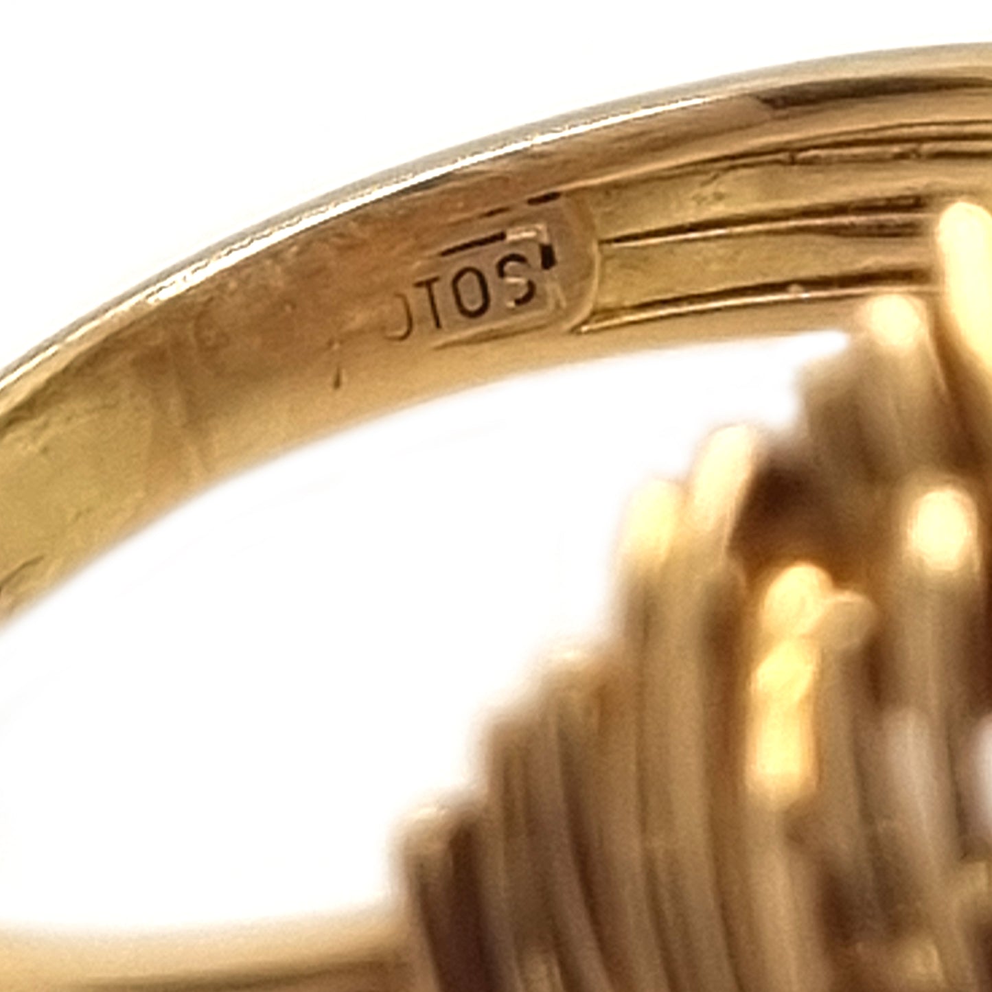 Vintage Diamond and 18ct Yellow Gold Bombe Cocktail Ring