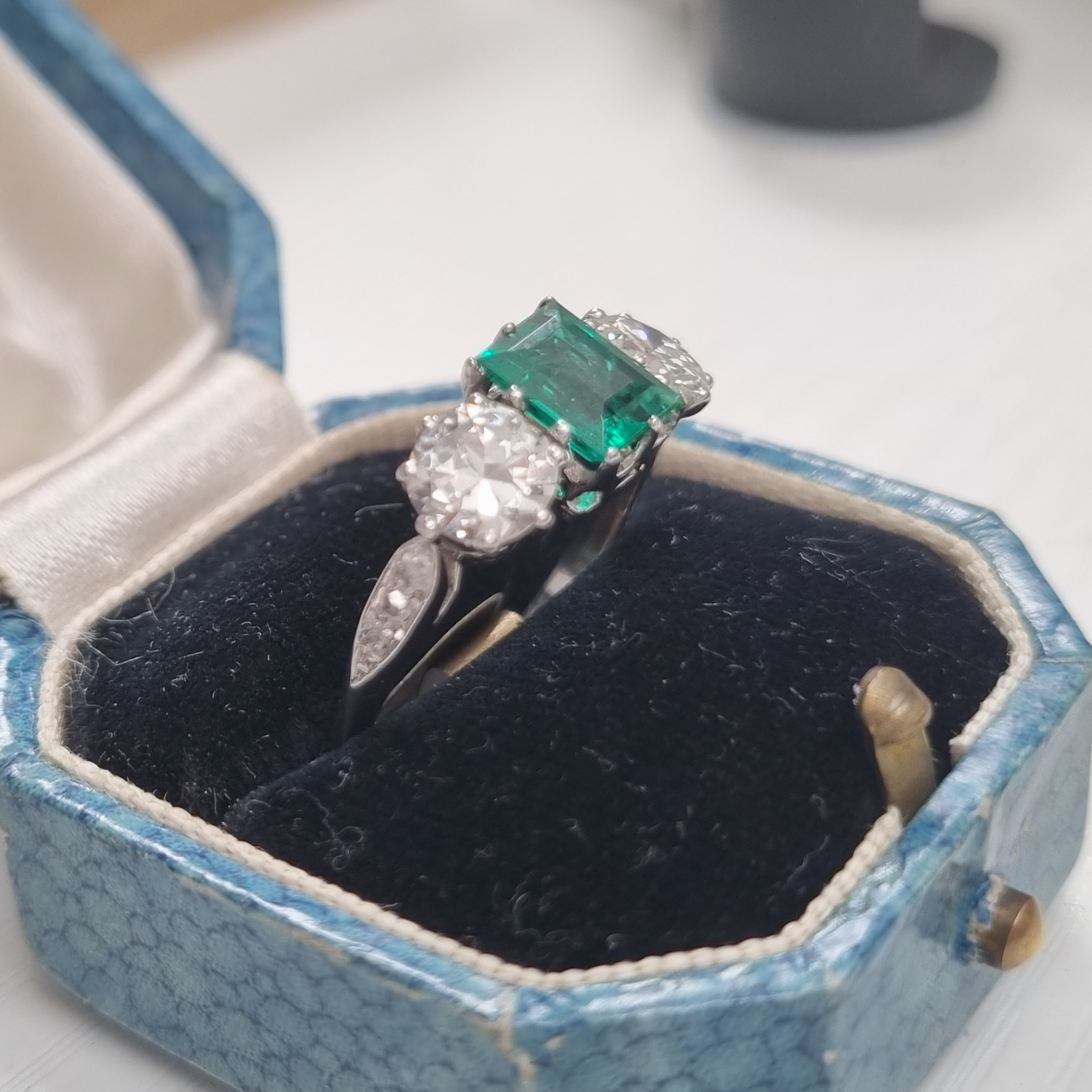 Vintage Antique Art Deco Colombian Emerald and Diamond Three Stone Engagement Ring in Platinum