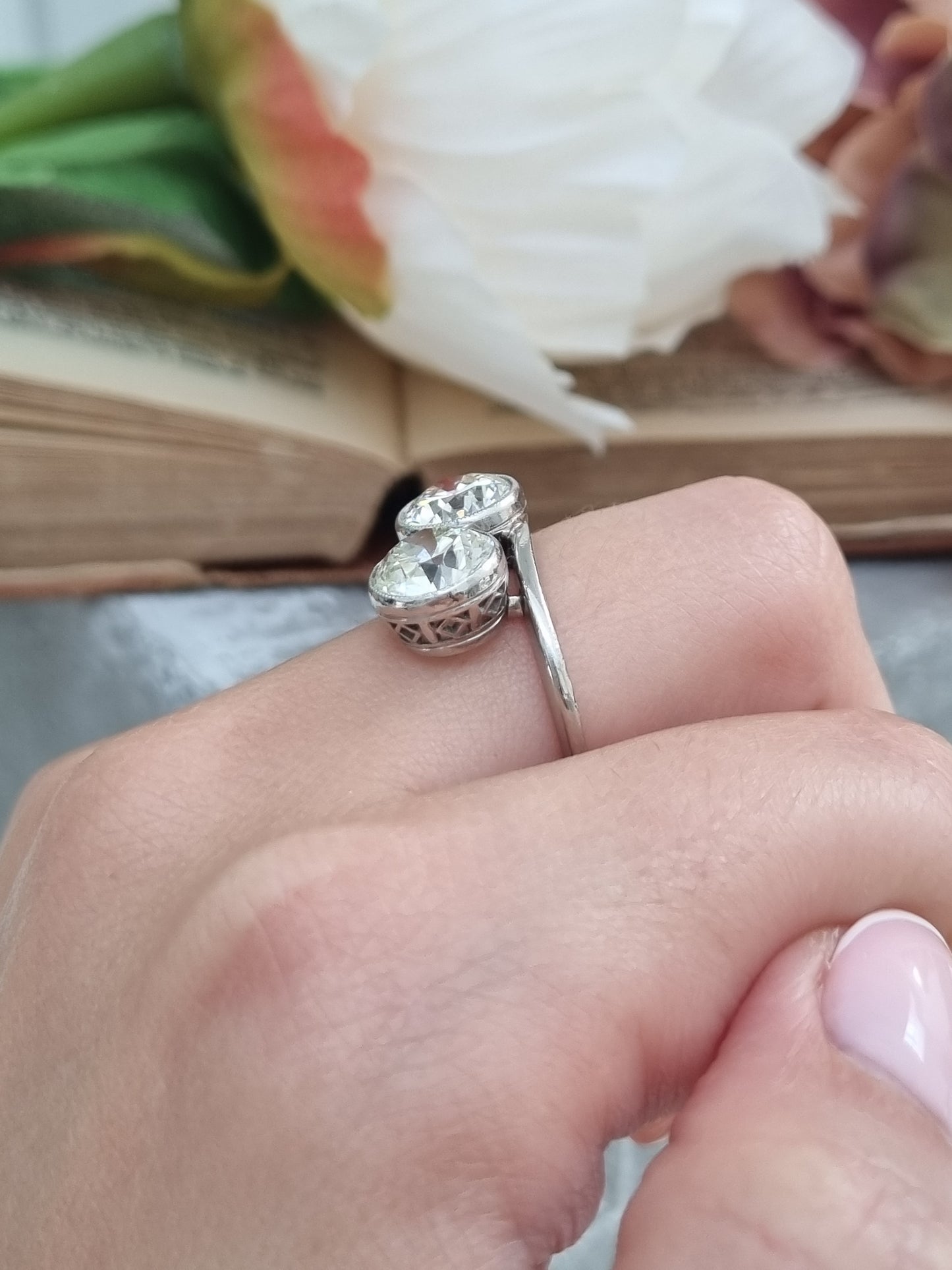 Art Deco Old European Cut Diamond Toi et Moi Engagement Ring in Platinum