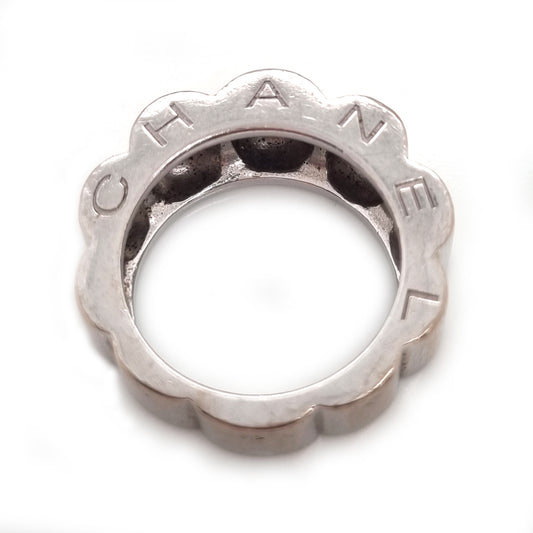 Vintage Chanel 18ct White Gold Ribbed Ring