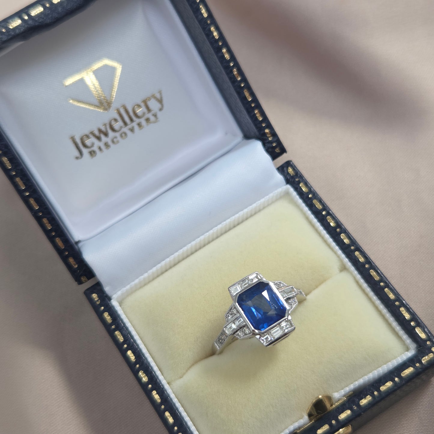 Modern Art Deco Style 1.94ct Sapphire and Diamond Cluster Ring