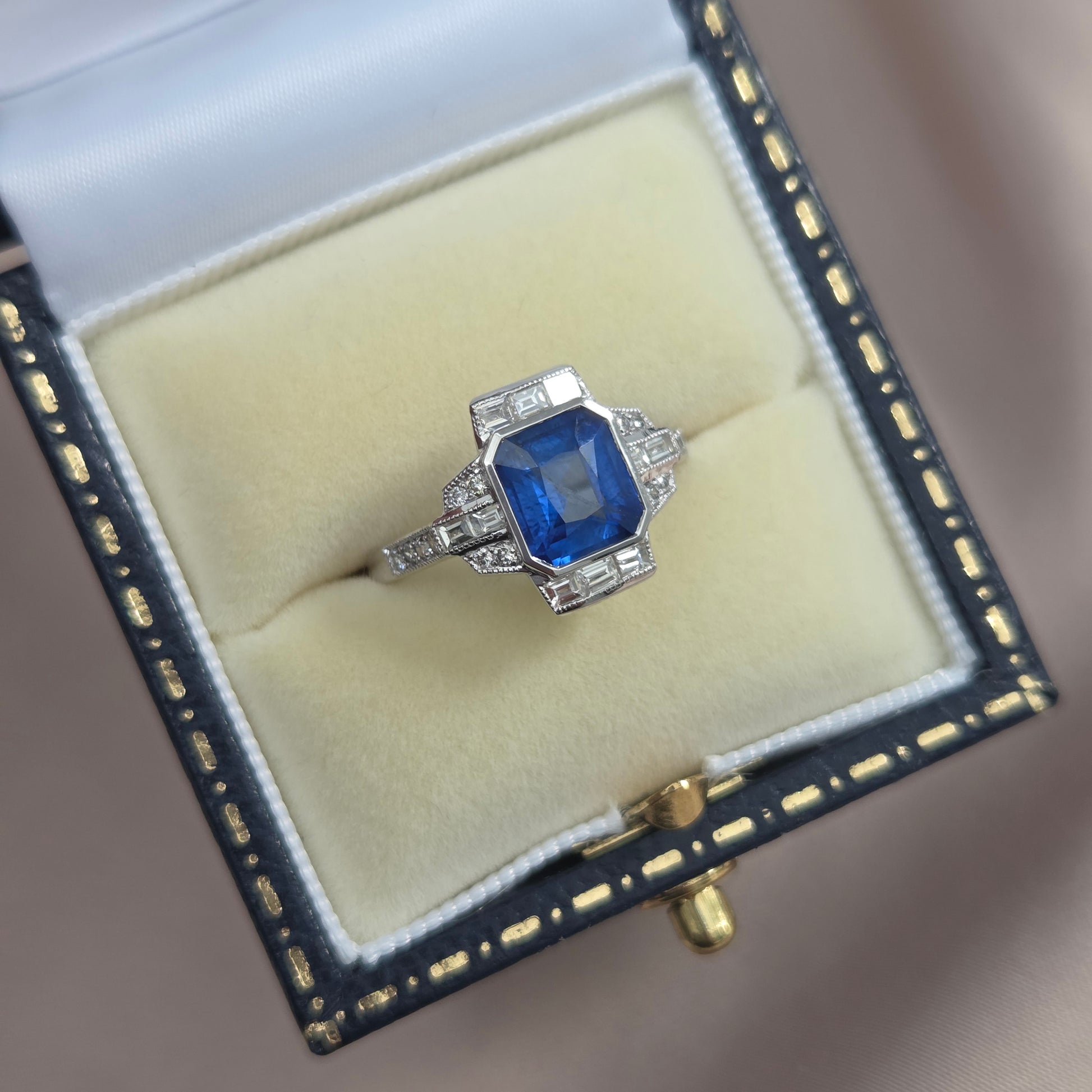 Modern Art Deco Style 1.94ct Sapphire and Diamond Cluster Ring
