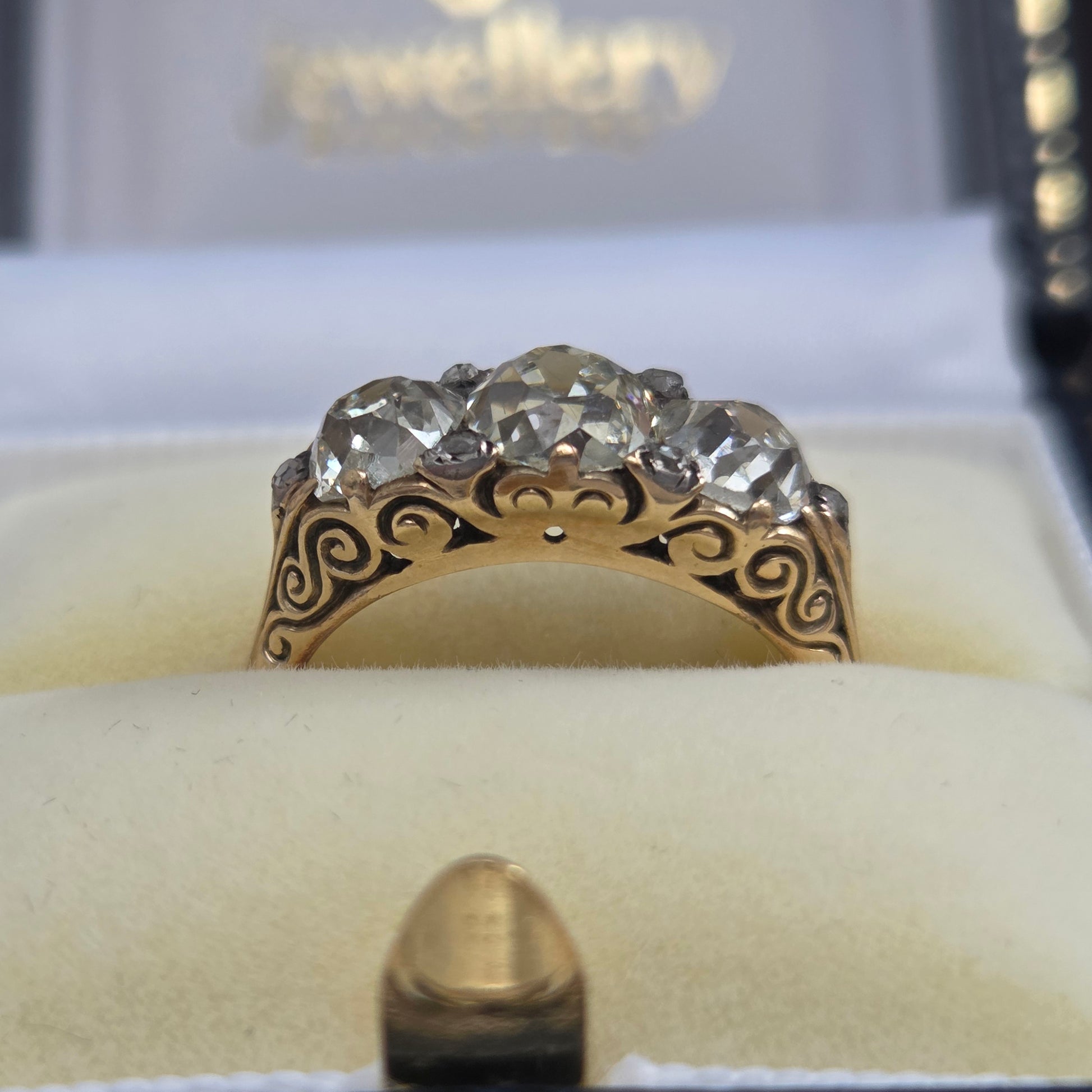 Antique 2.70ct Old Mine Cut Diamond Engagement Ring