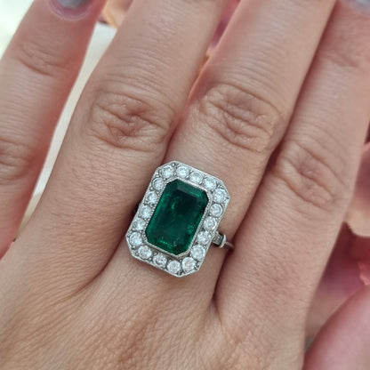 Vintage 2ct Colombian Emerald and Diamond Cluster Dress Ring