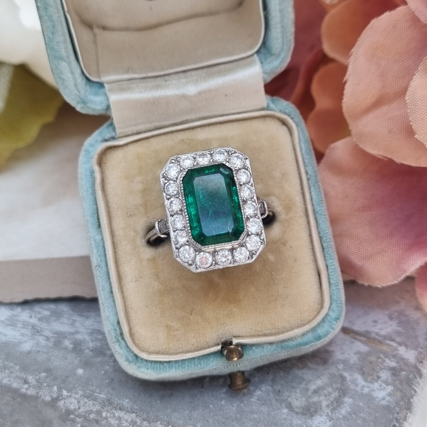 Vintage 2ct Colombian Emerald and Diamond Cluster Dress Ring
