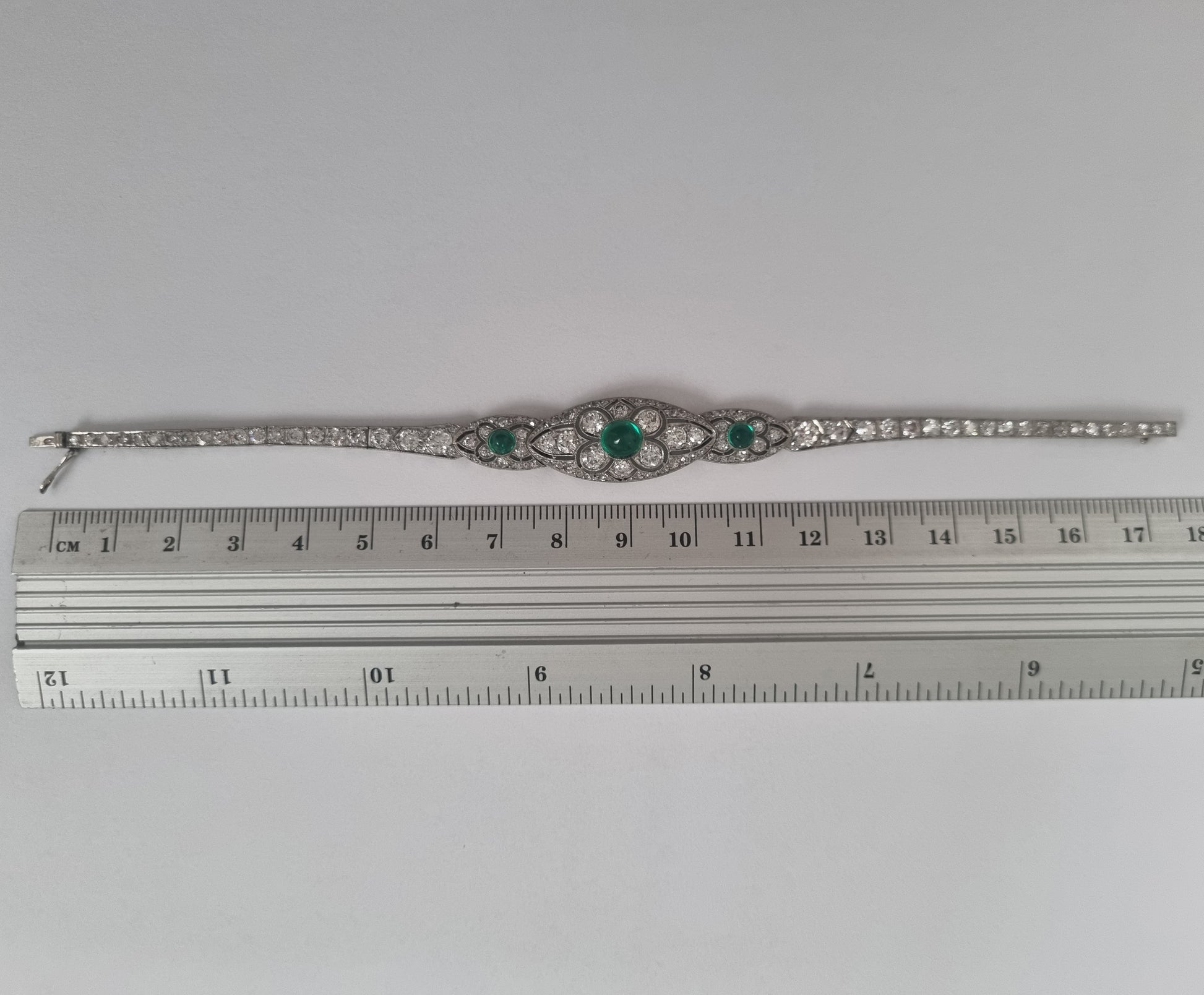 Fine Art Deco Cabochon Emerald and Diamond Bracelet