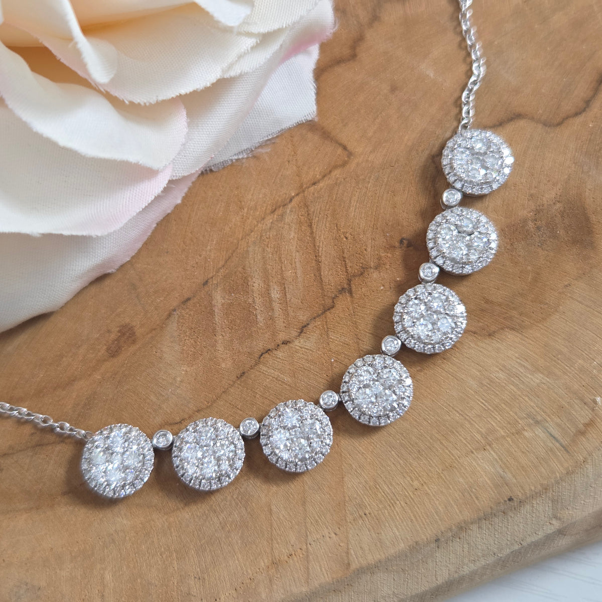 Diamond 3.07ct Diamond Cluster Necklace