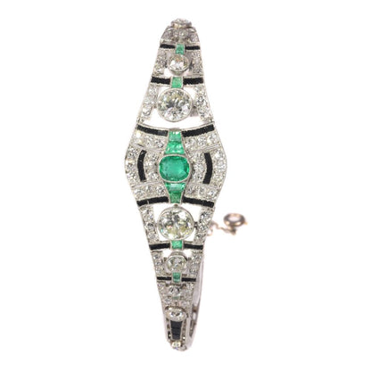 Vintage Art Deco 6.93 Carat Old Cut Diamond, Onyx And Emerald Bracelet In Platinum