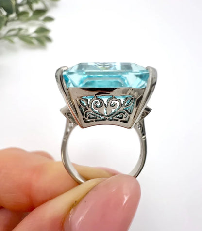 Vintage 25.66ct Aquamarine and Diamond Cocktail Ring