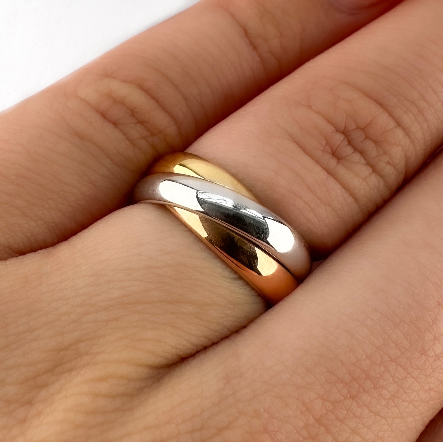 Pre Owned Cartier Les Must de Cartier Trinity Tri Gold Ring