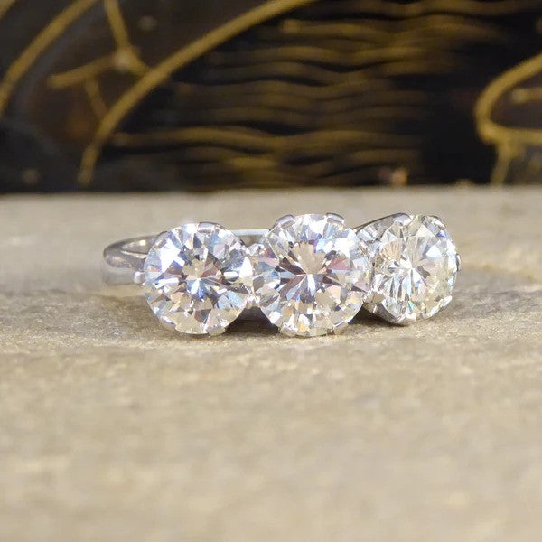 Vintage Diamond Three Stone Engagement Ring in 18ct White Gold, 3.20 carat total