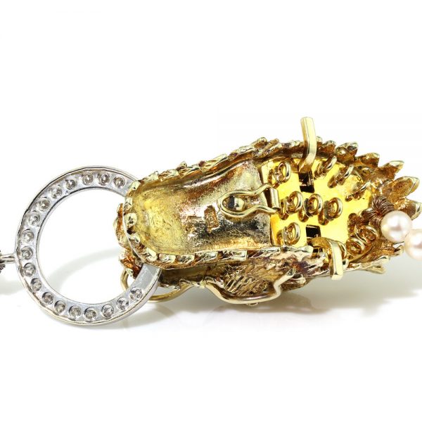 Vintage South Sea Pearl Necklace with 14ct Gold Dragon Head Clasp with Diamonds and Rubies, Circa 1970s