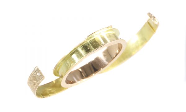 Antique Victorian 18ct Gold Ring with Secret Compartment