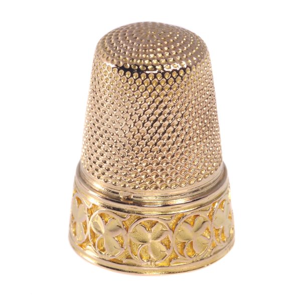 Antique French Victorian 18ct Gold Thimble with Three Leaf Clover Motif