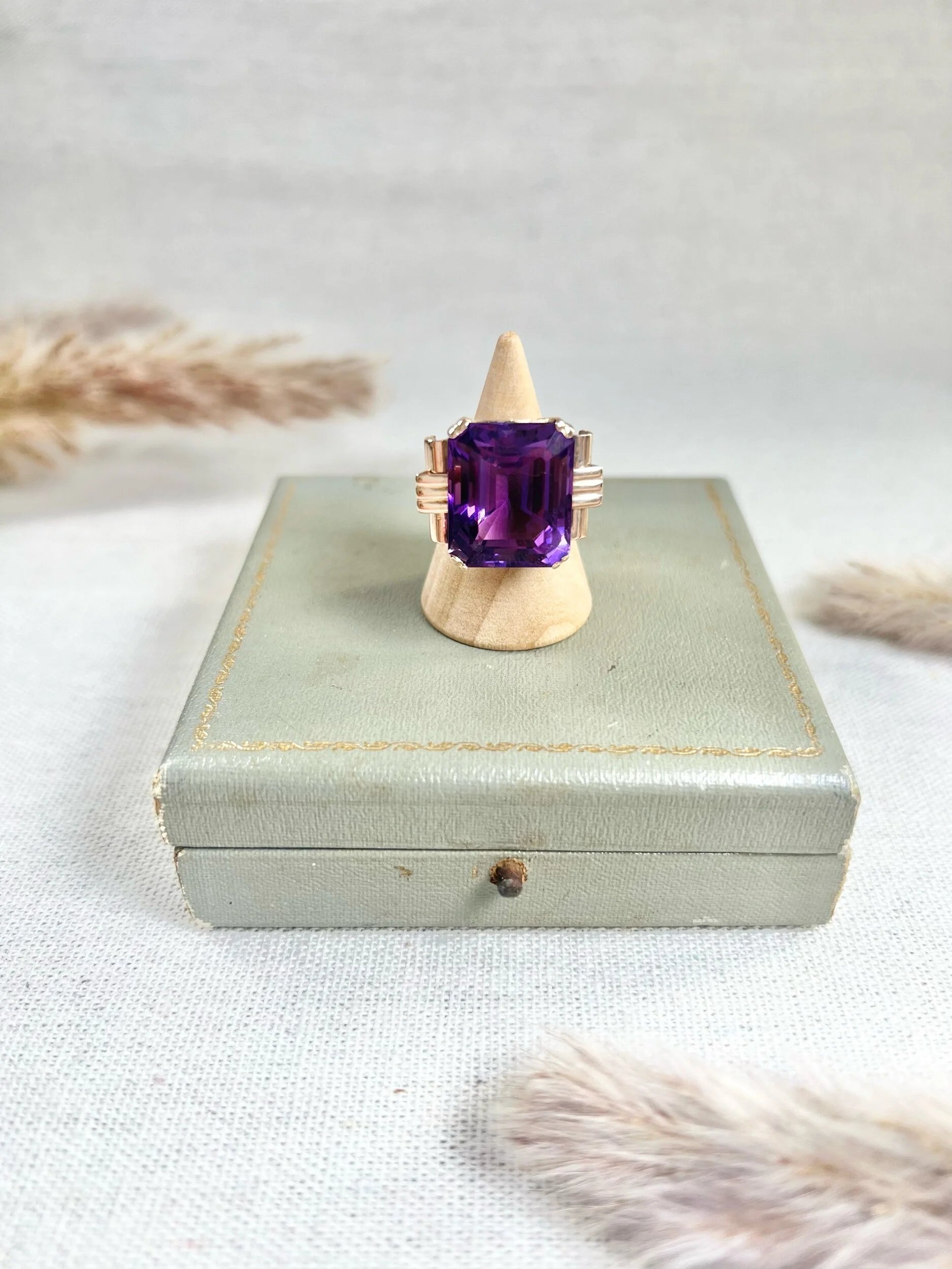Vintage 14 Carat Yellow Gold Large Amethyst Cocktail Ring, Circa 1940