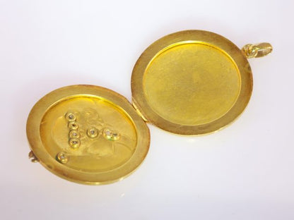 Art Nouveau Four Leaf Clover Locket Pendant with Rose Cut Diamonds, Circa 1900