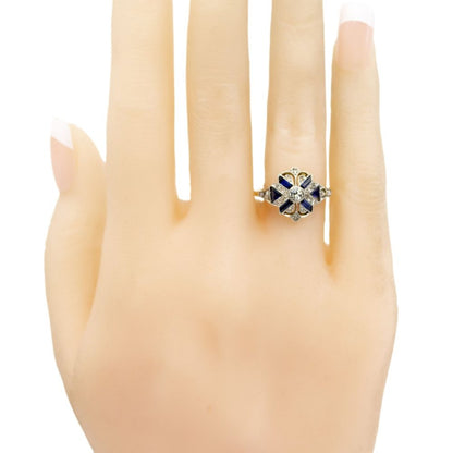 Antique Art Deco Sapphire and Diamond Ring