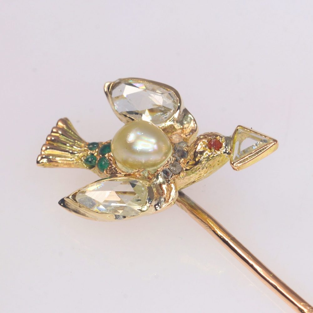 Antique Georgian Bird Stick Pin with Pearl and Rose Cut Diamonds, late 18th century Circa 1770