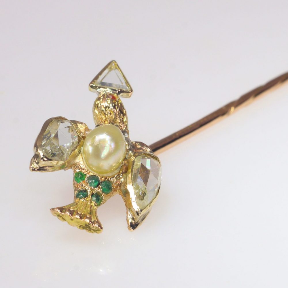 Antique Georgian Bird Stick Pin with Pearl and Rose Cut Diamonds, late 18th century Circa 1770