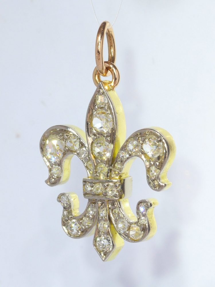 Antique Old Cut Diamond Fleur de lis Pendant, 0.90 carat total, Circa 1900