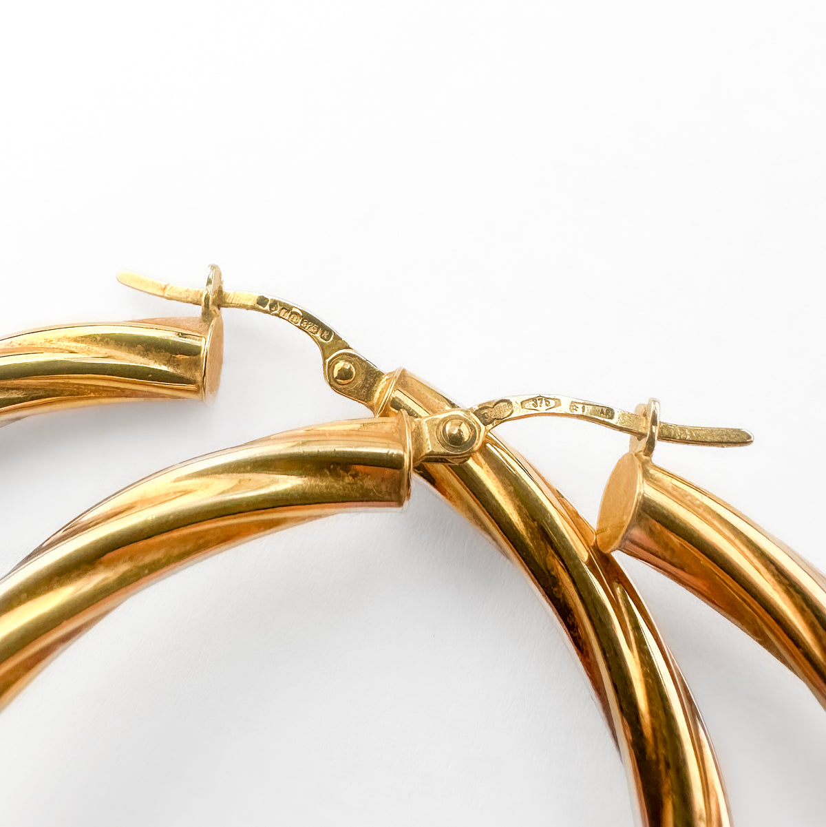Unoaerre Twisted-Rope Hoop Earrings