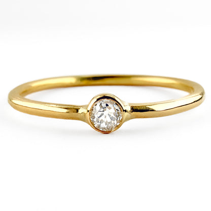 0.10ct Diamond Single Stone Engagement Ring