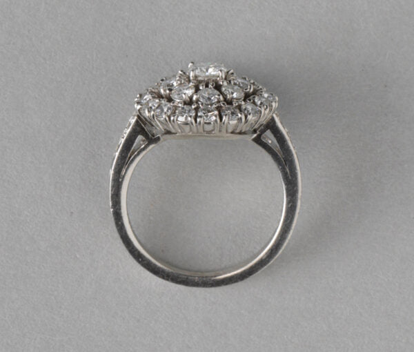 Tiffany and Co Vintage 1.75ct Diamond and Platinum Circular Cluster Ring