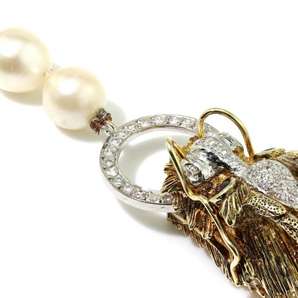 Vintage South Sea Pearl Necklace with 14ct Gold Dragon Head Clasp with Diamonds and Rubies, Circa 1970s