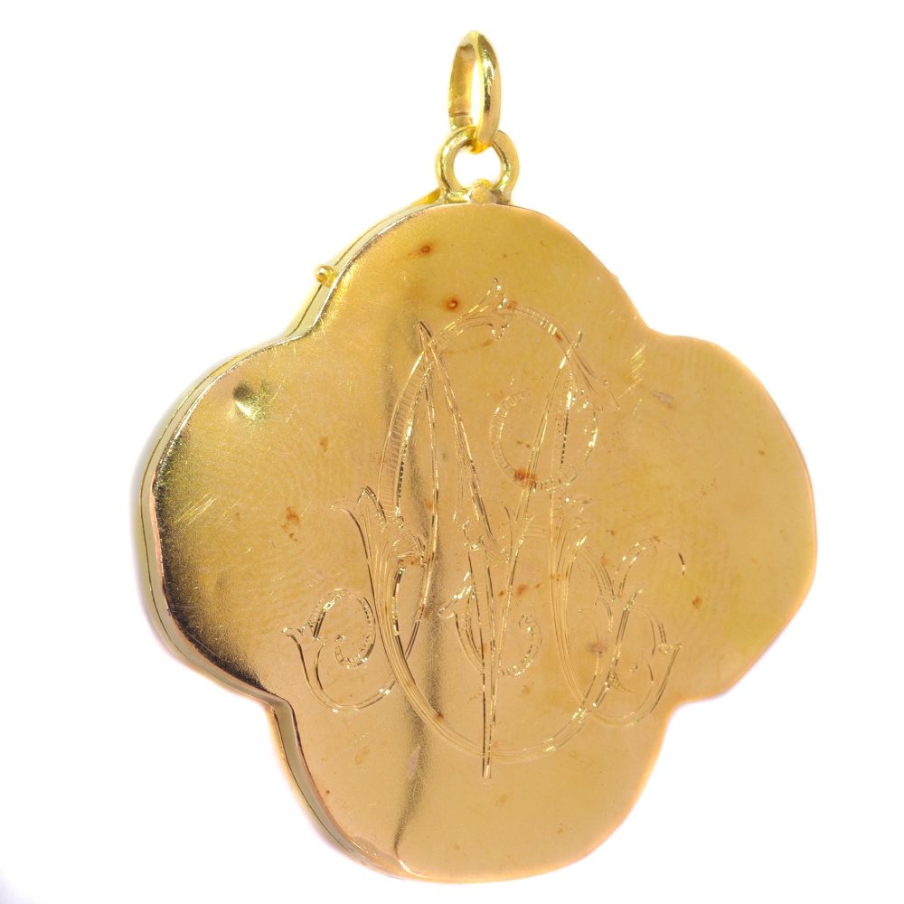 Art Nouveau 18ct Yellow Gold Four Leaf Clover Locket Pendant