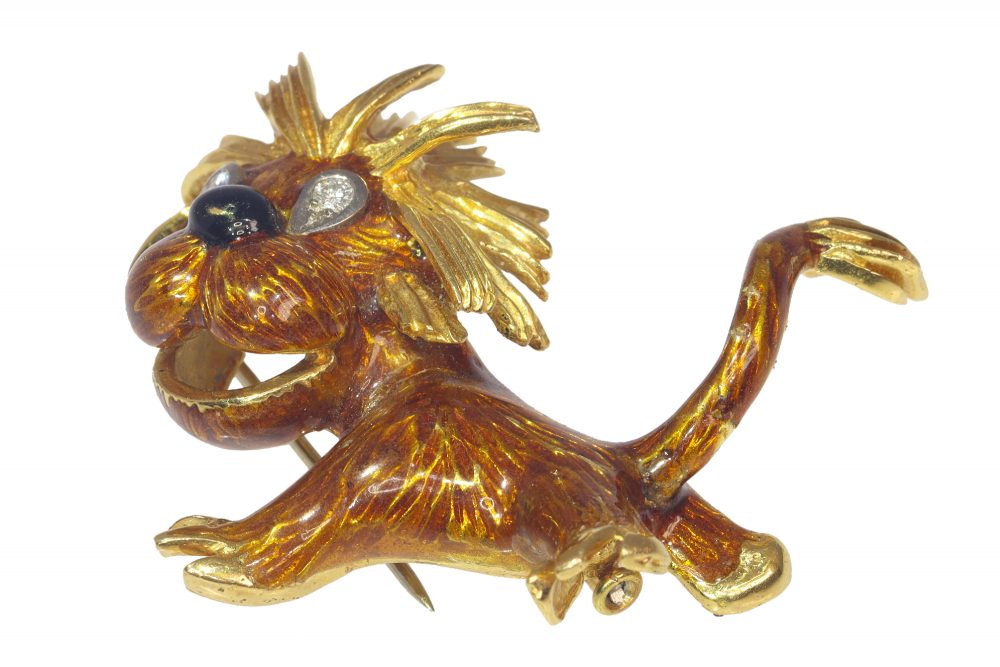 Vintage 18ct Yellow Gold Lion Brooch with Enamel Diamond Eyes