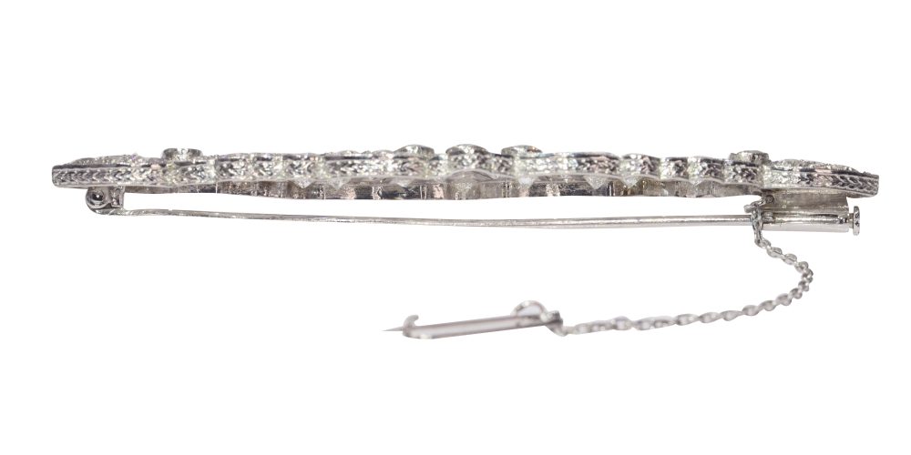 Art Deco 6.9ct Old Mine Cut Diamond Brooch with Sapphires in Platinum