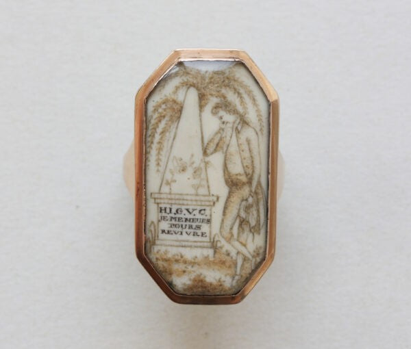 Antique Large Octagonal Gold Mourning Ring, late 18th Century, with a miniature of a gentleman standing against a tombstone with a weeping willow grieving his deceased beloved. England, Circa 1790