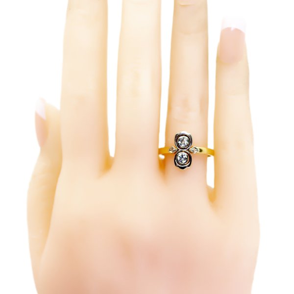Antique Art Deco Two Stone Diamond Ring