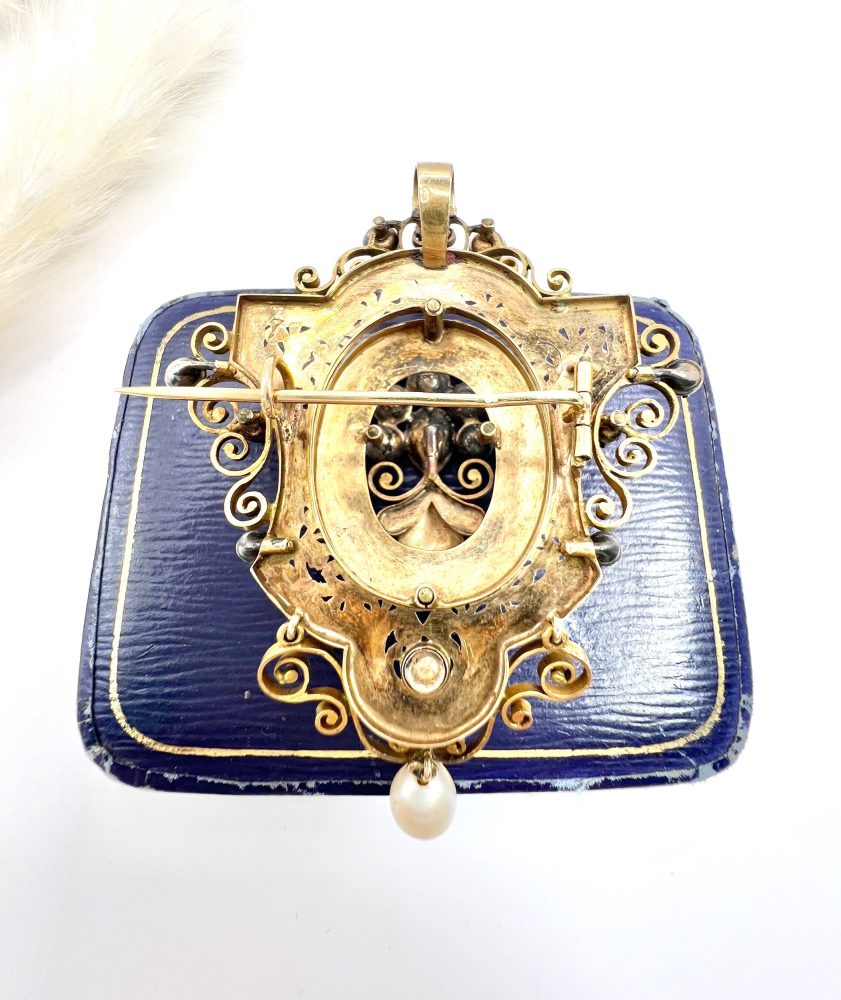 Antique Diamond, Enamel And Pearl Brooch In 18 Carat Yellow Gold