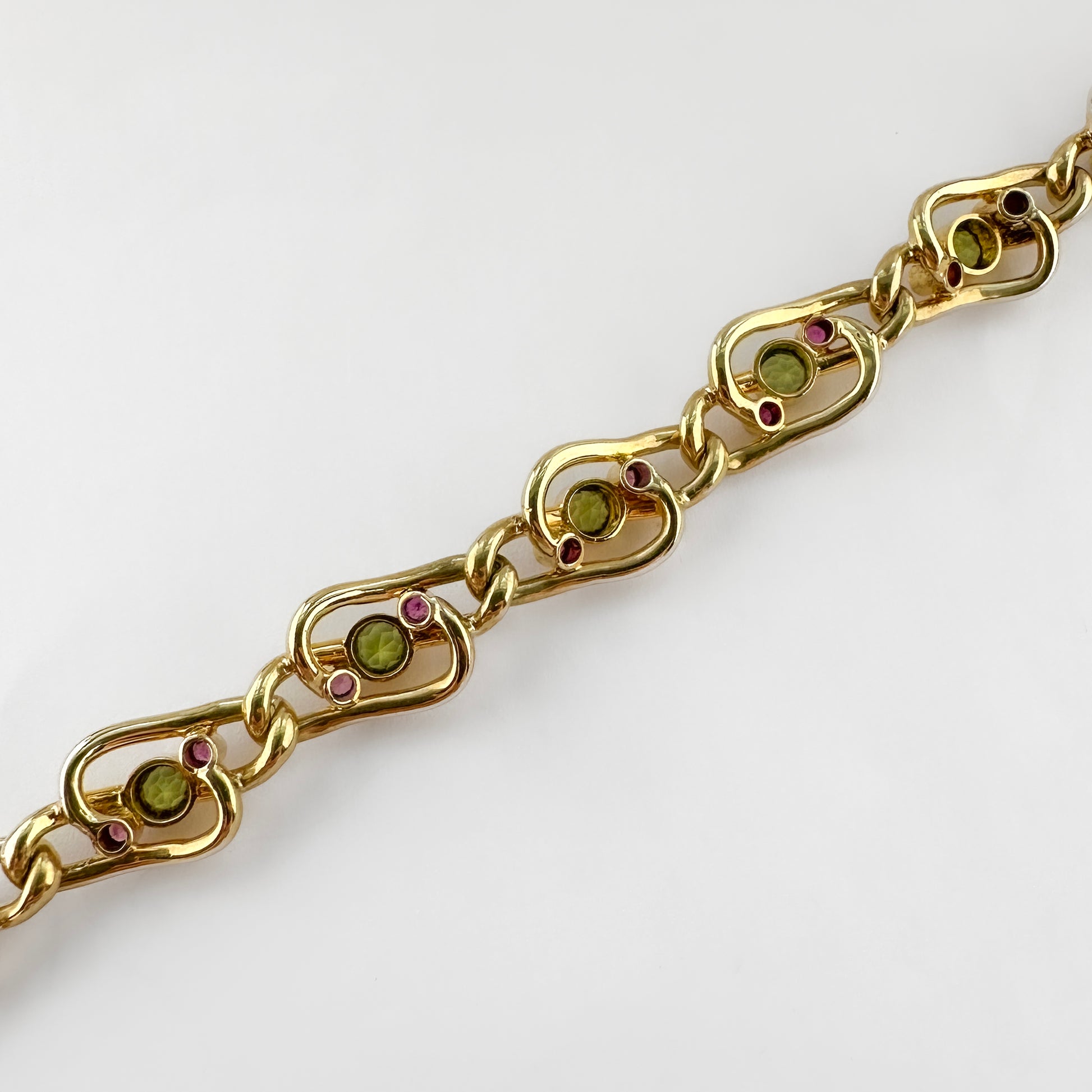 Antique Peridot and Ruby Bracelet in 15ct Gold