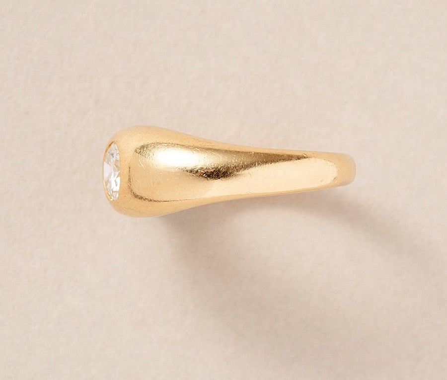 Modern Cartier 18ct Gold 0.85ct Diamond Ring