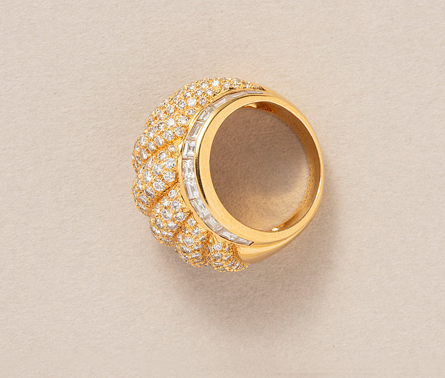 Van Cleef & Arpels 18ct Gold & Diamond Ring