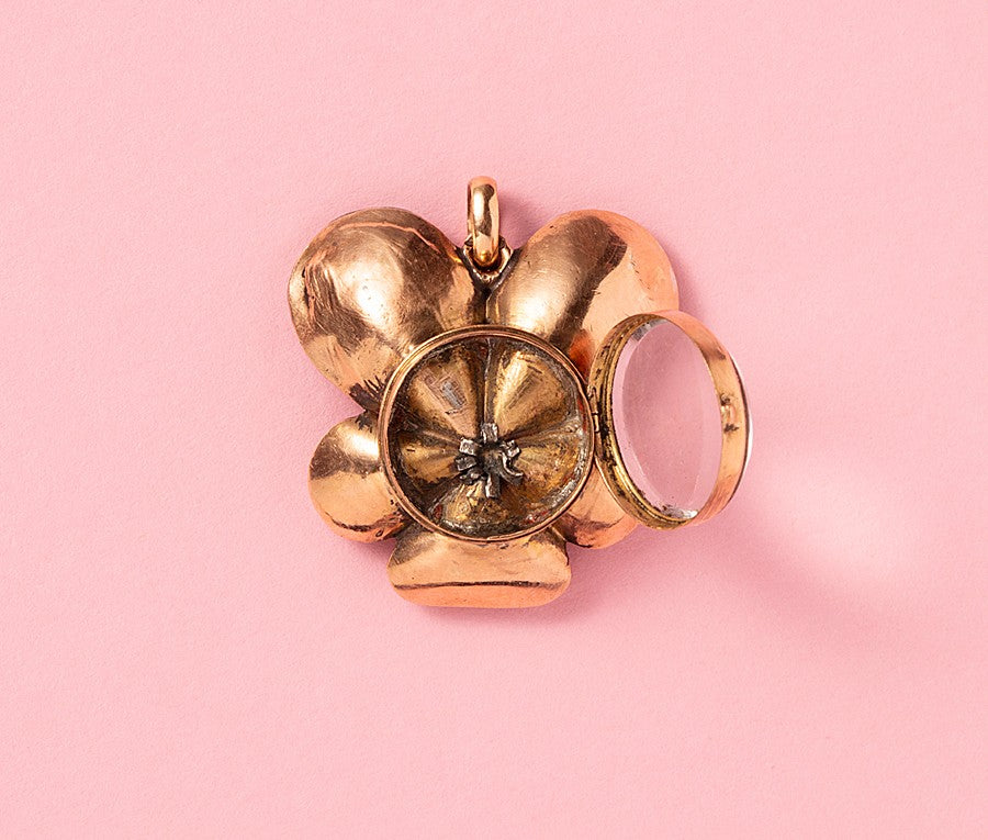 19th Century 18ct Gold Pansy Pendant