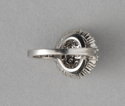 Tiffany and Co Vintage 1.75ct Diamond and Platinum Circular Cluster Ring