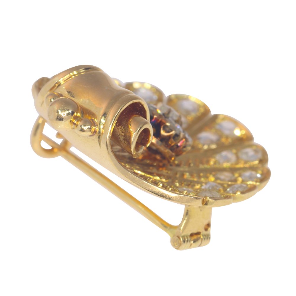 Victorian Antique Rose Cut Diamond Set Gold Shell Brooch
