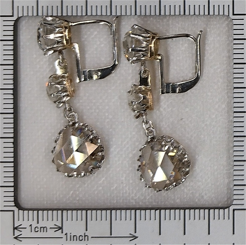 Art Deco 5.50 Carat Diamond Earrings In Platinum And 18 Carat Yellow And Rose Gold