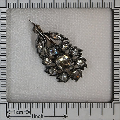 Antique 1.0 Carat Diamond Flower Brooch In Silver And 18 Carat Rose Gold