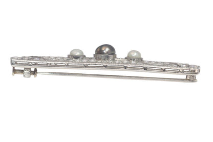 Vintage 3.28ct Diamond and Pearl Brooch in Platinum