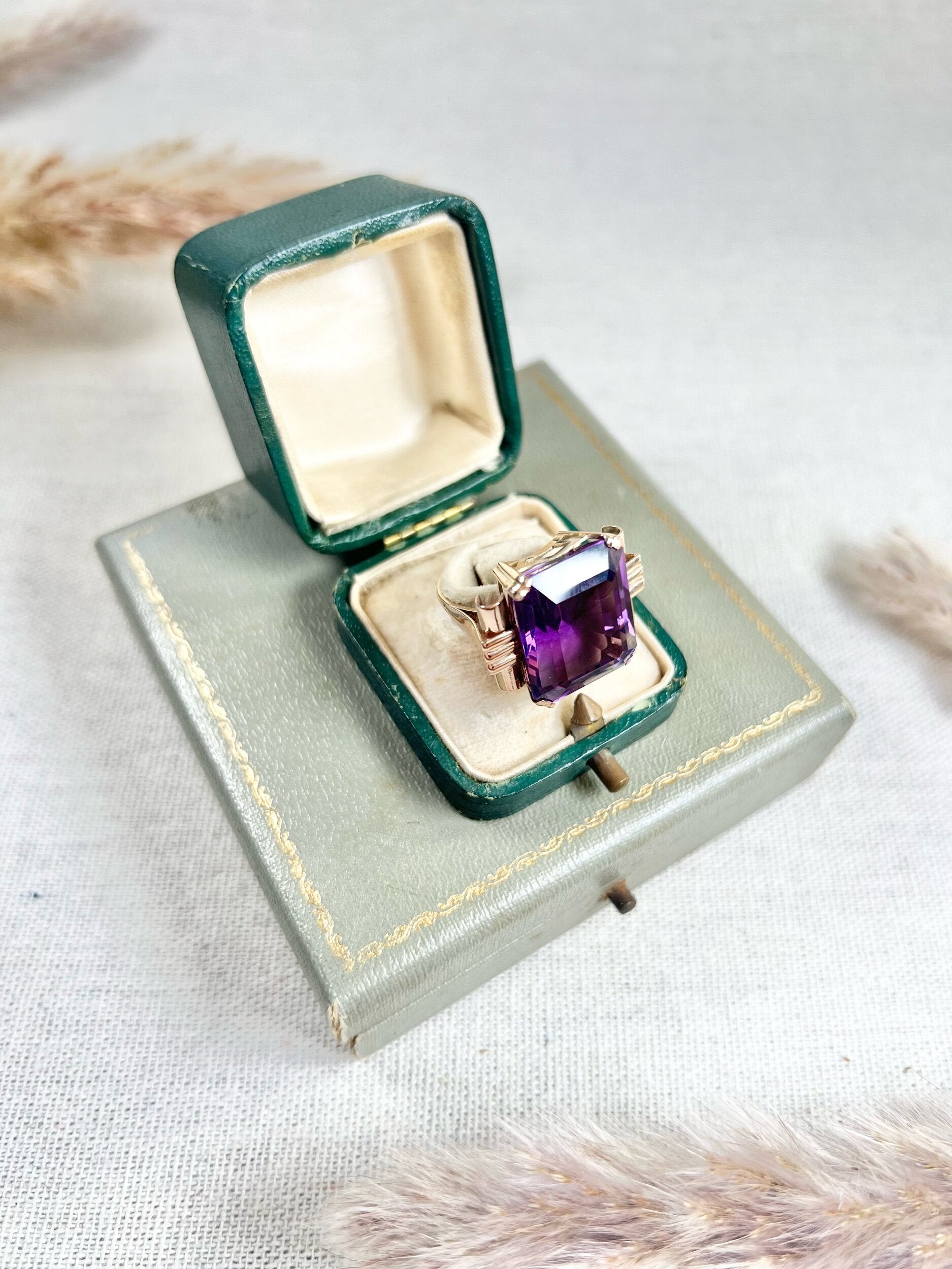 Vintage 14 Carat Yellow Gold Large Amethyst Cocktail Ring, Circa 1940