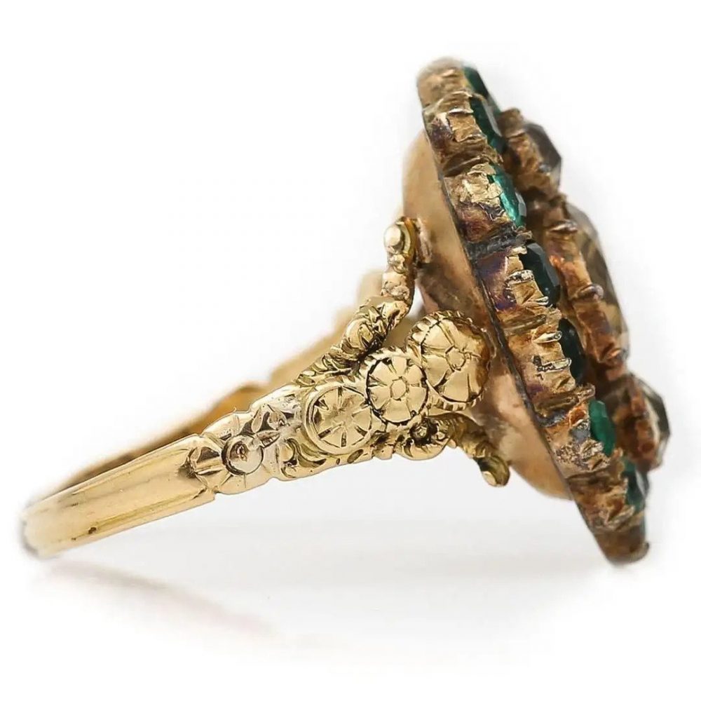Antique Georgian Yellow Topaz and Emerald Navette Cluster Ring in 18ct Yellow Gold, Circa 1815