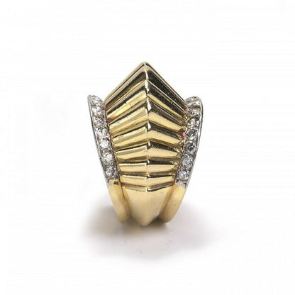 Vintage 1940s French Fluted Yellow Gold and Diamond Ring, 1.10 carat total